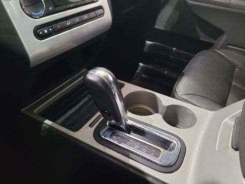 Used 2010 Ford Edge SEL image 30