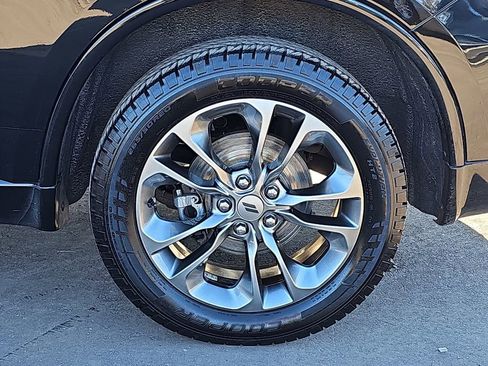 Used 2019 Dodge Durango GT image 39