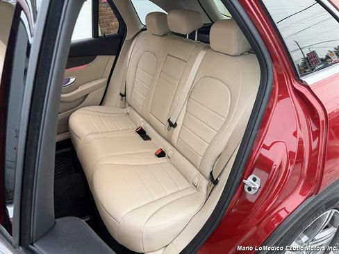 Used 2022 Mercedes-Benz GLC 300 4MATIC w/ Premium Package Lite image 47