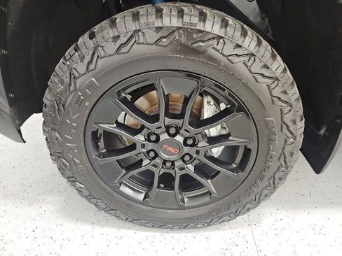 Used 2024 Toyota Tundra Limited w/ TRD Off-Road Package AWD/4WD image 9