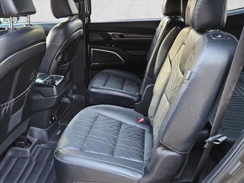 Used 2023 Kia Telluride SX Prestige X-Pro AWD/4WD image 16
