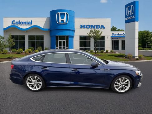 Used 2022 Audi A5 2.0T Premium image 8