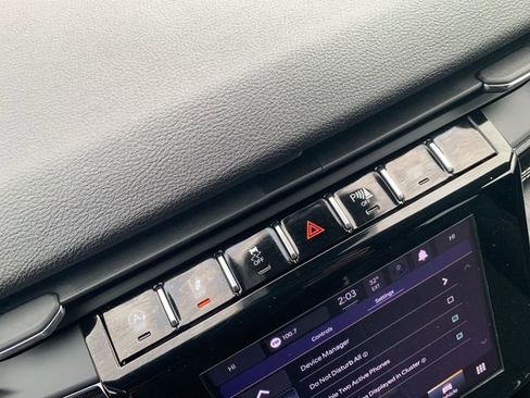 Used 2024 Jeep Grand Cherokee Laredo image 36