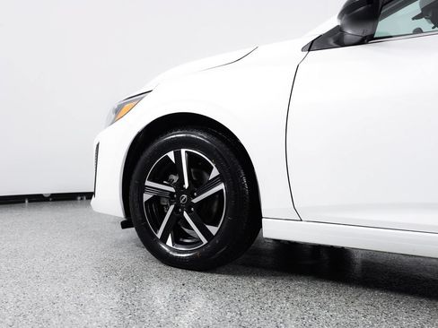 Used 2024 Nissan Sentra SV FWD image 6