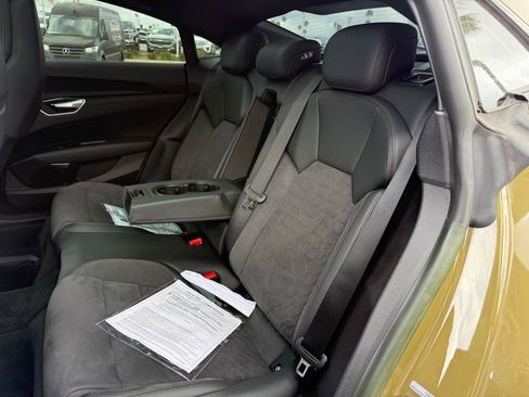 Used 2023 Audi e-tron GT Premium Plus w/ Performance Package image 4