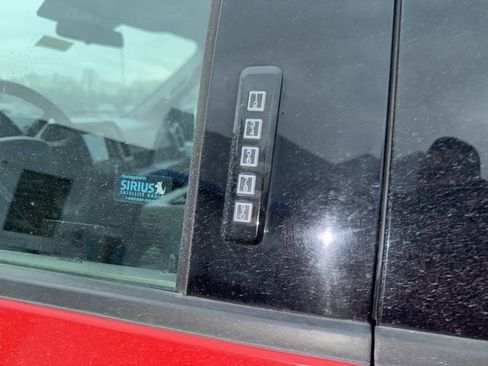 Used 2018 Ford F150 XLT w/ Max Trailer Tow Package image 31