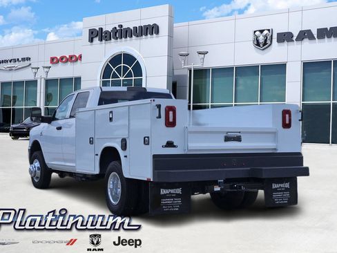 New 2026 RAM 3500 Tradesman w/ Chrome Appearance Group A AWD/4WD image 5