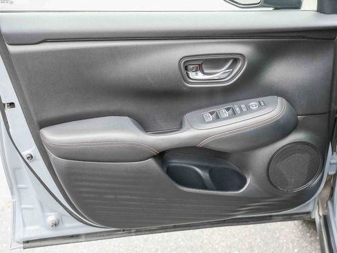 Used 2024 Honda HR-V Sport image 19