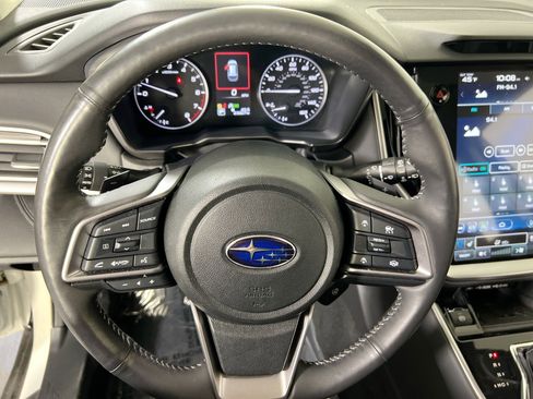 Used 2023 Subaru Outback Touring image 11