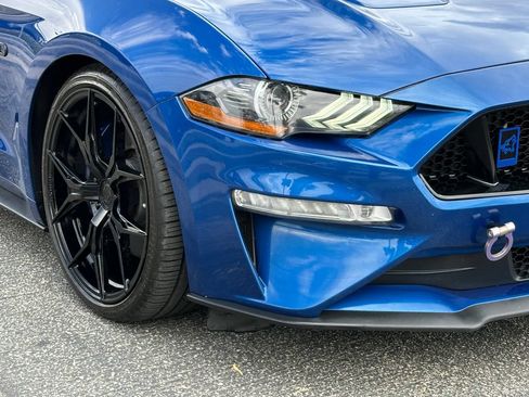 Used 2018 Ford Mustang GT RWD image 14