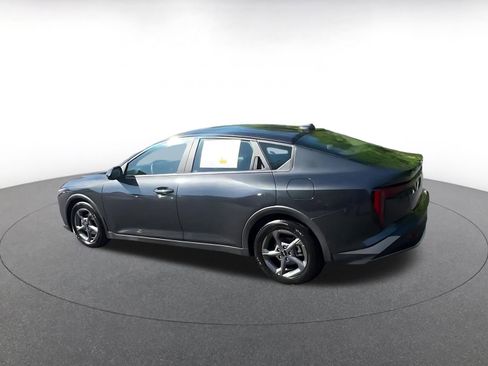 Used 2025 Kia K4 FWD image 9