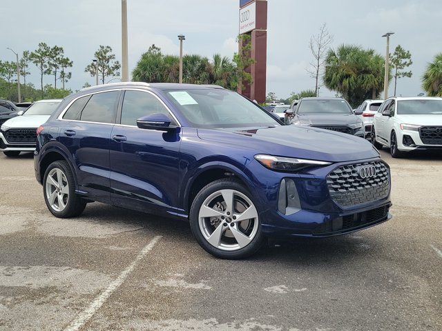 Certified 2025 Audi Q5 Premium Plus w/ Premium Plus AWD/4WD image 31