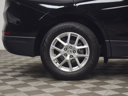 Used 2023 Chevrolet Equinox LT AWD/4WD image 29