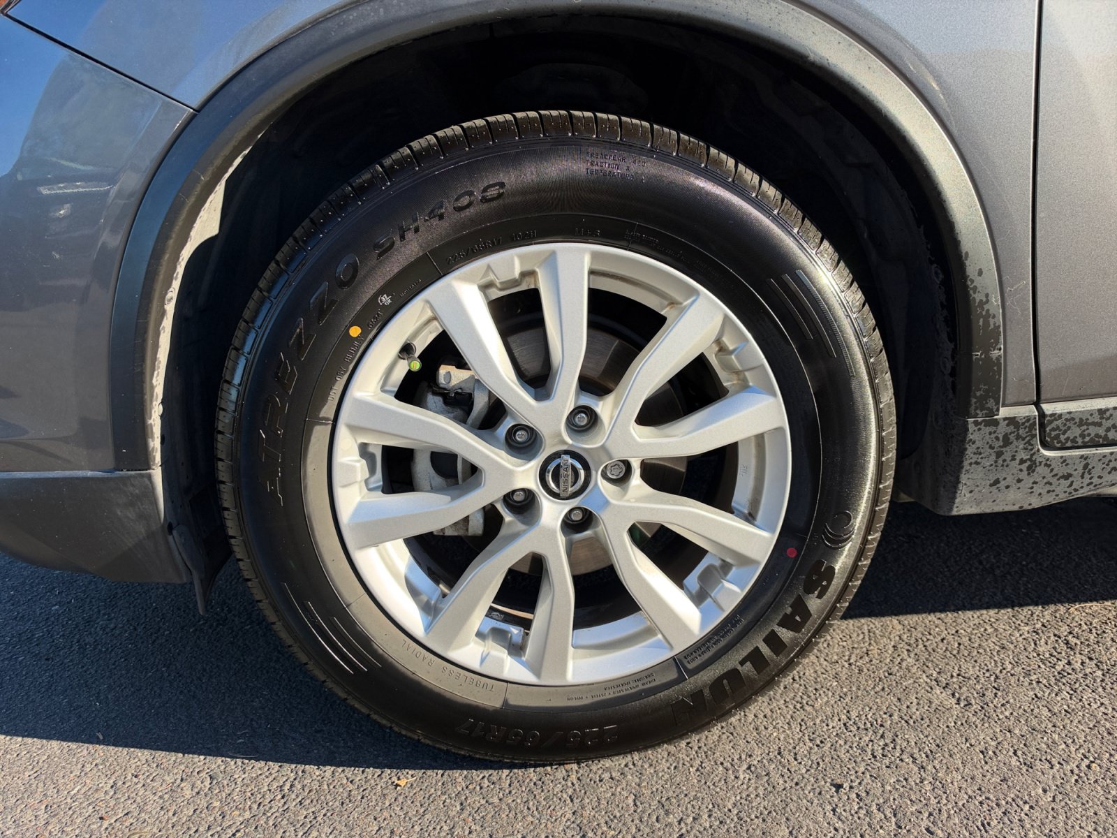 Used 2017 Nissan Rogue SV w/ SV Premium Package FWD image 26