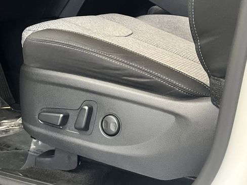 Used 2022 Hyundai Santa Fe SEL Convenience image 12