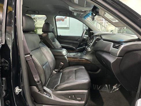 Used 2015 Chevrolet Suburban LT AWD/4WD image 51