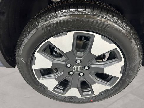 New 2026 Honda Pilot Touring image 14