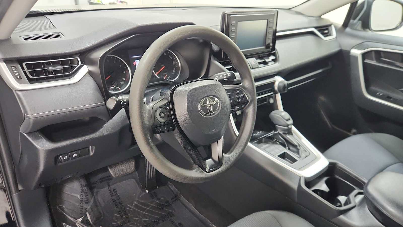 Certified 2019 Toyota RAV4 LE w/ Carpet Mat Package AWD/4WD image 12