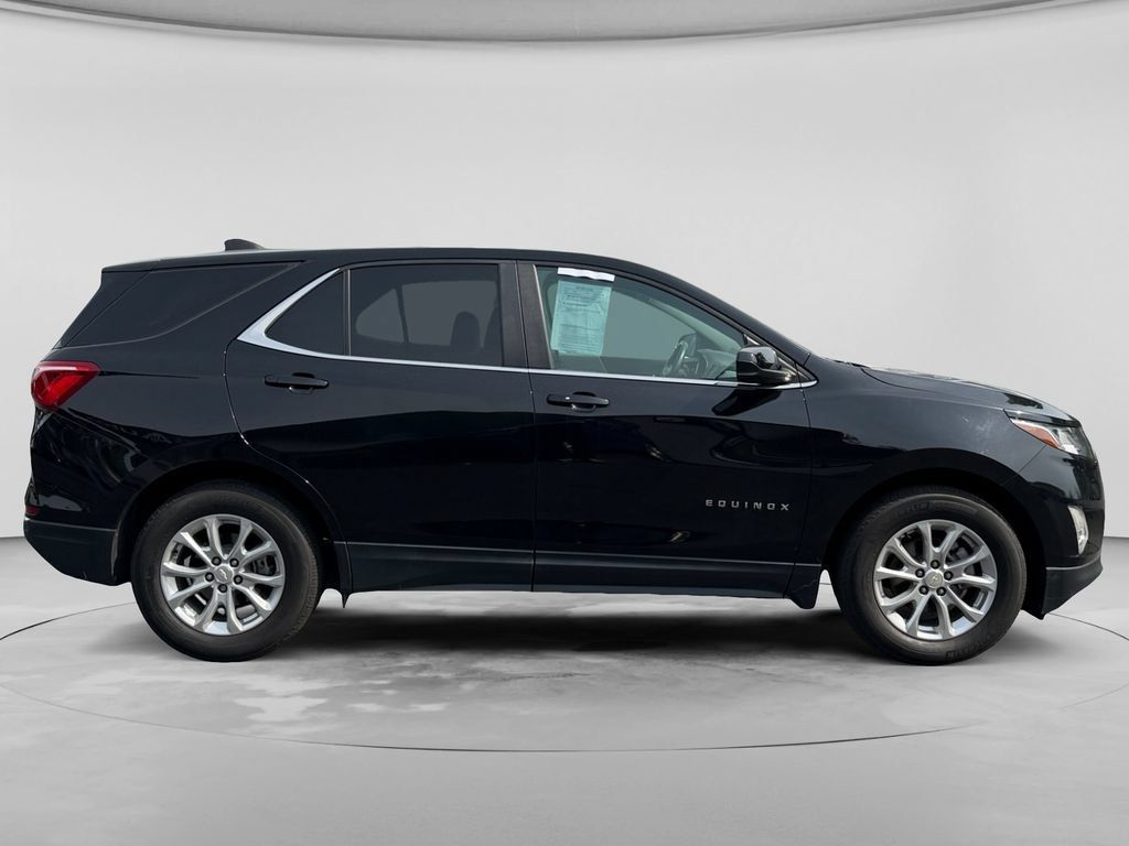 Used 2021 Chevrolet Equinox LT w/ Driver Convenience Package FWD image 10