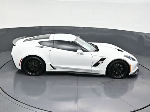 Used 2019 Chevrolet Corvette Grand Sport w/ Carbon Flash Badge Package image 21