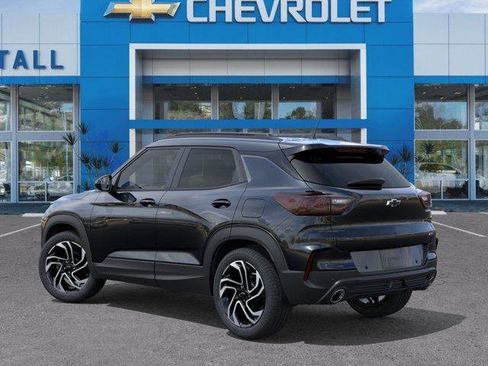 Used 2026 Chevrolet TrailBlazer RS w/ Convenience Package FWD image 3