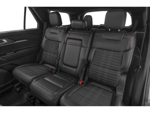 Used 2025 Ford Explorer ST-Line w/ ST-Line Street Pack AWD/4WD image 8