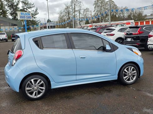Used 2015 Chevrolet Spark LT image 2