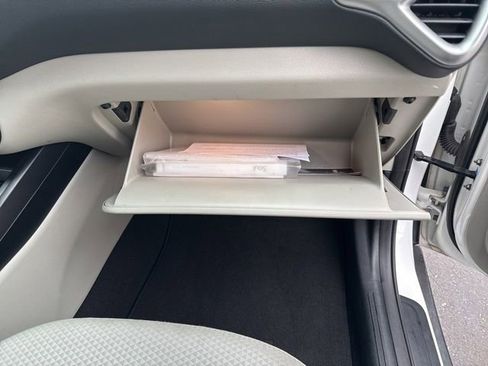 Used 2023 Kia Soul LX image 56