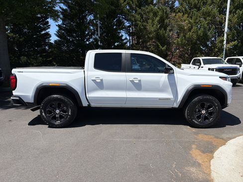 Used 2023 GMC Canyon Elevation w/ Convenience Package image 11