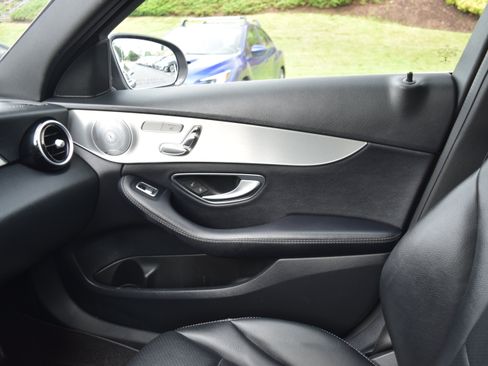 Used 2018 Mercedes-Benz C 300 4MATIC Sedan image 18