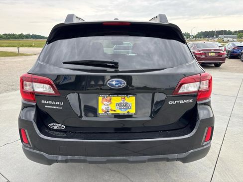 Used 2015 Subaru Outback 2.5i Premium AWD/4WD image 5