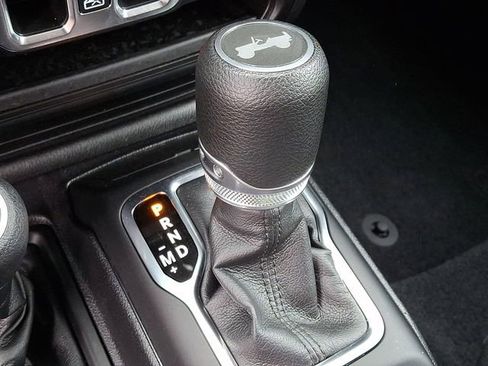 Used 2021 Jeep Wrangler Unlimited Sport AWD/4WD image 16