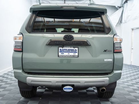 Used 2022 Toyota 4Runner TRD Off-Road Premium w/ Moonroof Package AWD/4WD image 6