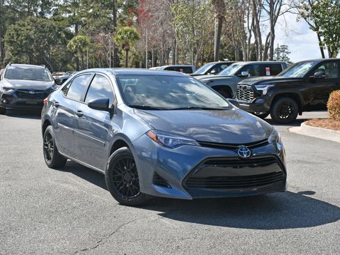 Used 2017 Toyota Corolla LE w/ Carpet Mat Package (TMS) image 6