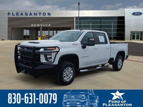 Used 2022 Chevrolet Silverado 2500 LT w/ Convenience Package AWD/4WD image 1