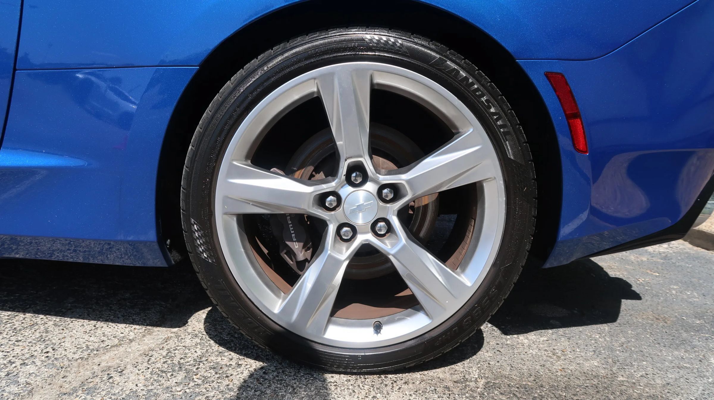 Used 2018 Chevrolet Camaro SS RWD image 50