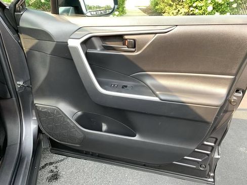 Certified 2023 Toyota RAV4 LE FWD image 13
