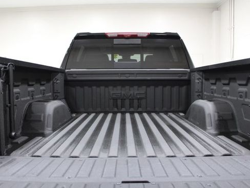 Used 2025 GMC Sierra 1500 Denali w/ Denali Reserve Package AWD/4WD image 14
