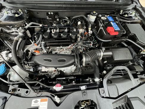 Used 2024 Honda Accord EX image 38