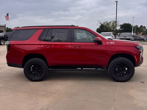 Used 2026 Chevrolet Tahoe Z71 w/ Comfort Package image 9