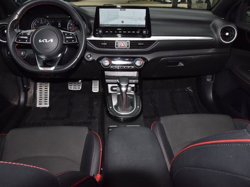 Used 2022 Kia Forte GT w/ GT Technology Package FWD image 16