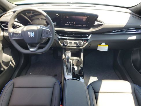 New 2026 Buick Envista Sport Touring image 7