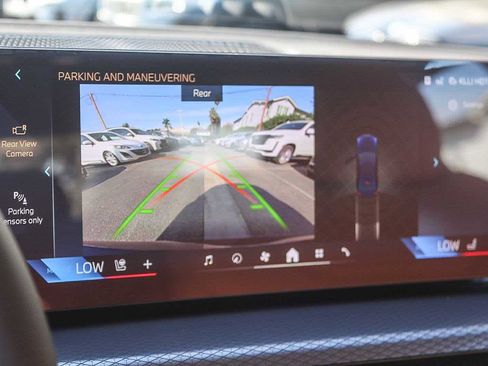 New 2026 BMW 330i Sedan w/ M Sport Package image 23