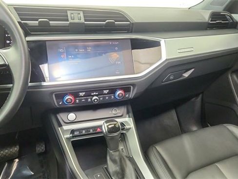 Used 2020 Audi Q3 2.0T Premium w/ Convenience Package image 46