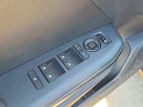 New 2026 Kia K4 FWD image 18