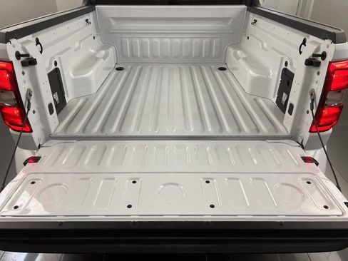 New 2025 Ford Maverick Lobo image 30