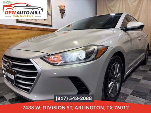 Used 2018 Hyundai Elantra SEL FWD image 1