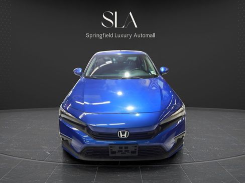 Used 2022 Honda Civic Touring image 3
