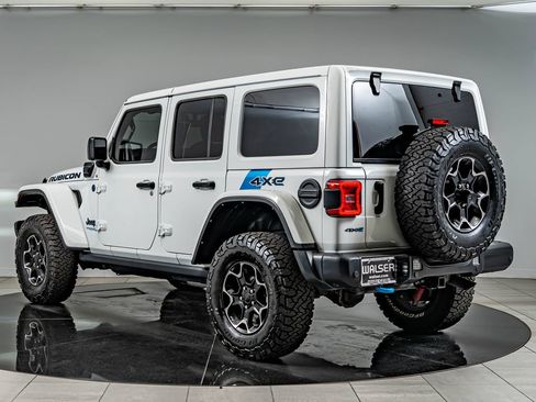 Used 2021 Jeep Wrangler Unlimited Rubicon 4xe w/ Steel Bumper Group AWD/4WD image 7