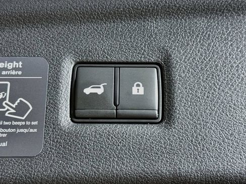 Certified 2023 INFINITI QX50 Luxe FWD image 36